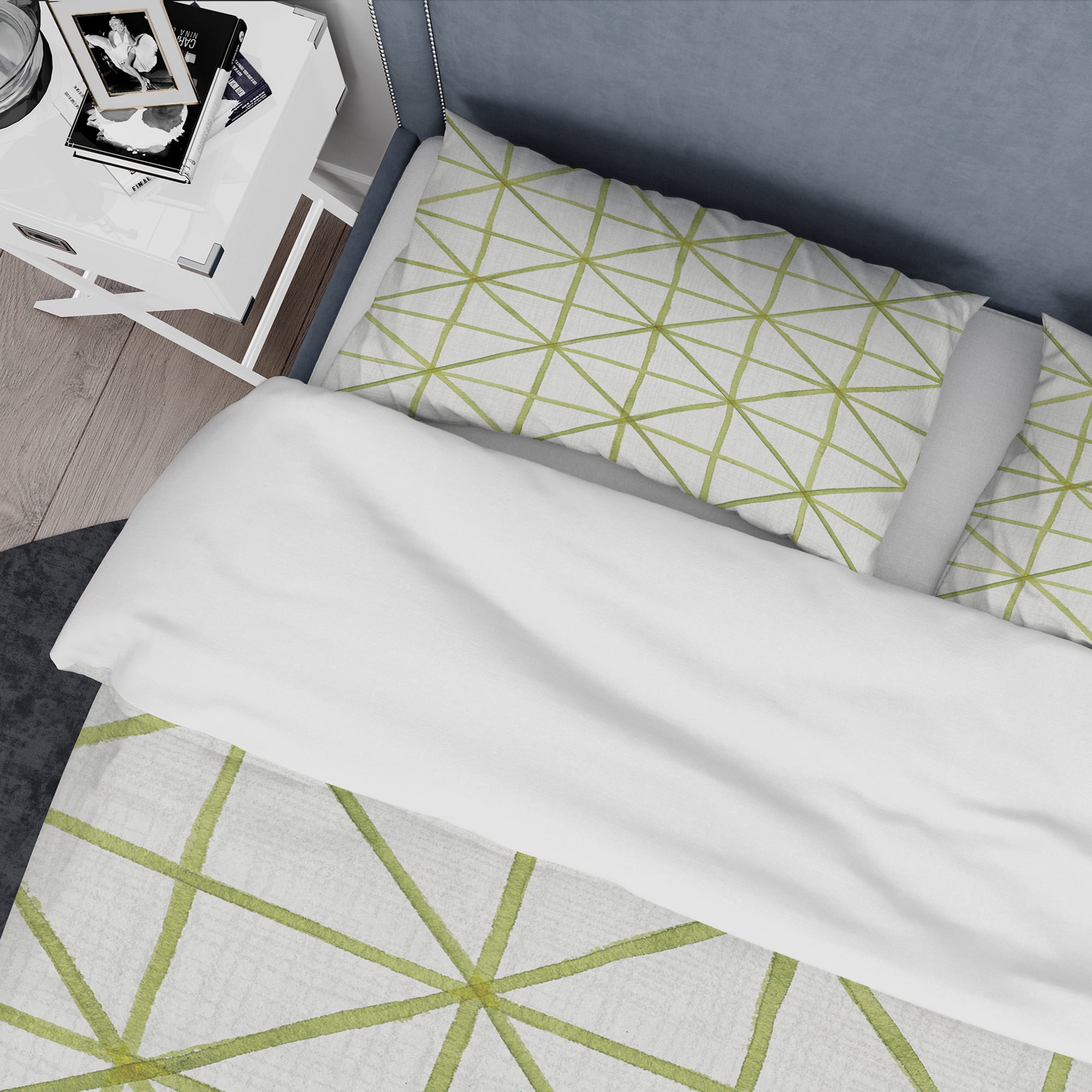 Designart 'geometric Green Triangle II' Geometric Duvet Cover Set