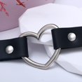 thumbnail image 2 of Collier Ras du Cou Vintage Gothique Cœur en Cuir pour Femmes, Chaîne 13-15.4 Pouces, 2 of 5