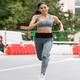 thumbnail image 5 of Cinturón para correr para teléfono. Riñonera deportiva para corredores, fitness, ejercicio y entrenamientos en el gimnasio, gris lino, 5 of 5