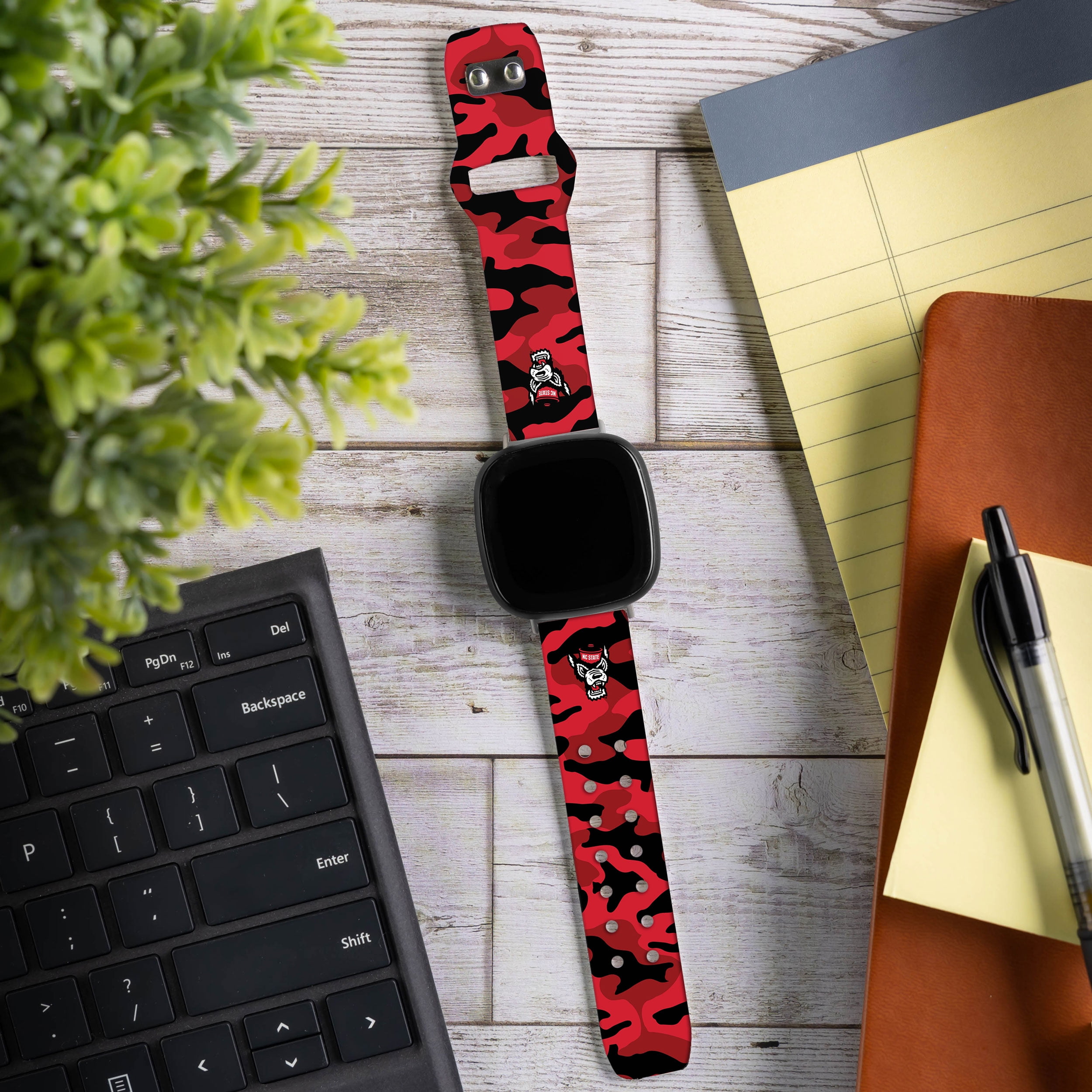 Wolfpack HD Camo Unisex Watch Band for FitBit Versa 3 & Sense (Short)