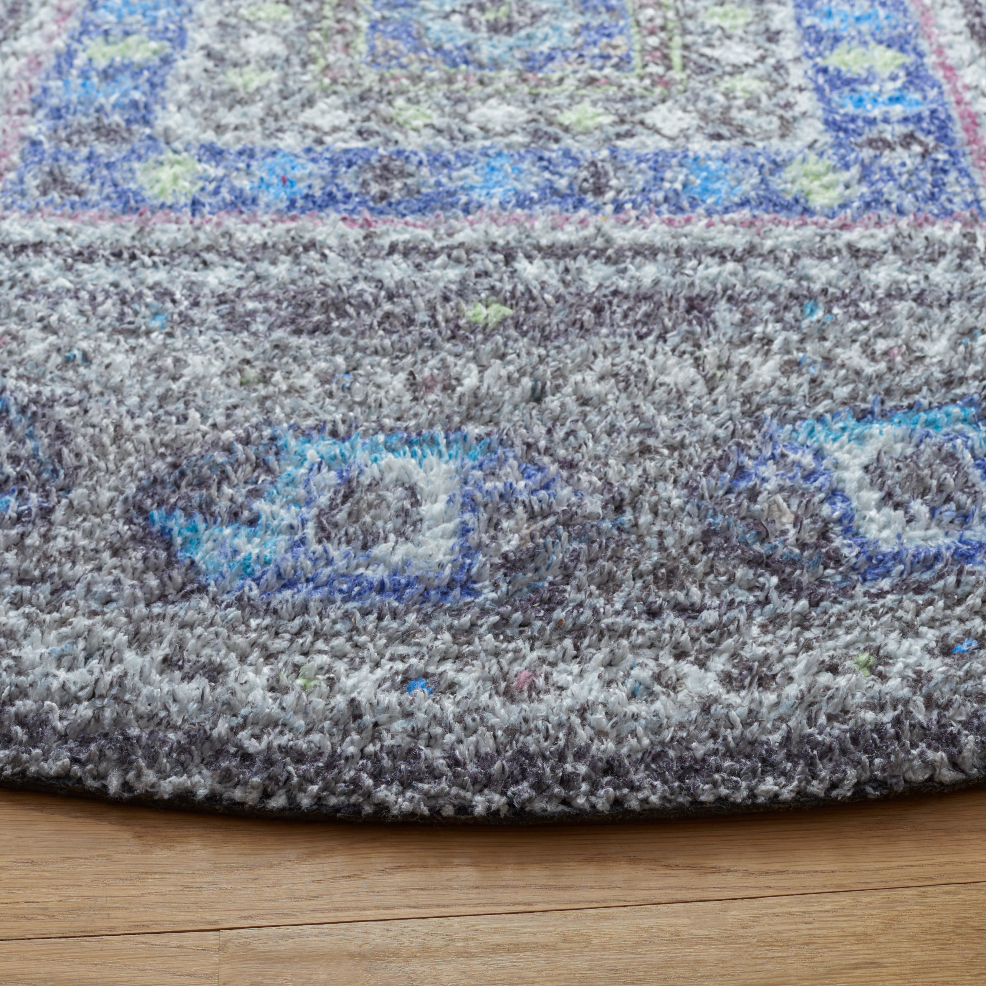 SAFAVIEH Classic Vintage Brooklyn Medallion Area Rug, Sage/Blue, 6' x 6' Round
