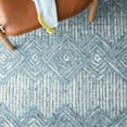 thumbnail image 6 of SAFAVIEH Metro Rosalin Diamond Area Rug, Blue/Ivory, 6' x 6' Square, 6 of 8