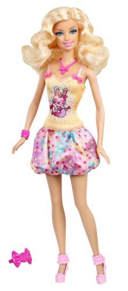 新品。アメリカで購入、バービー人形。イースター2012年。かわいい綺麗❤️ Barbie Easter Sweetie Doll 2012 Mattel Y7090 - Walmart.com