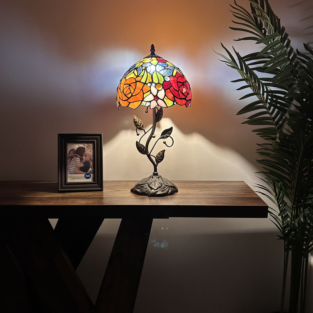 Tiffany Table Lamp Red Orange Blue Stained Glass Rose Flowers LED Bulb Included Iron Metal Leaves Bronze Base for Living Room Dining Room Bedroom Bedside 20"H*10"W