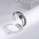 thumbnail image 4 of Anillo de moda para hombre y mujer, anillo abierto ajustable, anillo de tendencia vintage, anillos hechos de plástico, 4 of 5