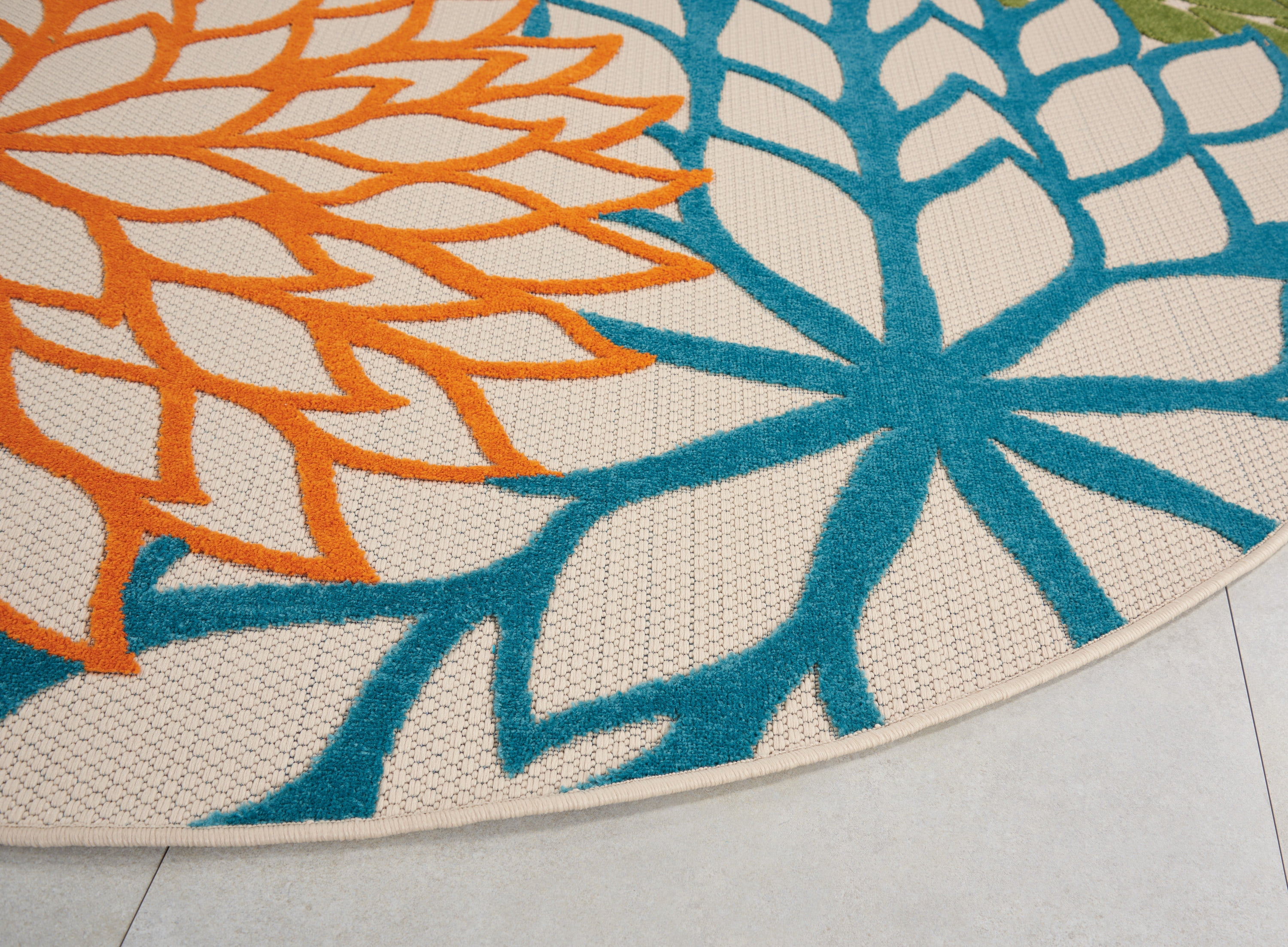 Nourison Tropical Oasis Indoor/Outdoor Modern Floral Multicolor 7'10" x ROUND Area Rug, (8' Round)