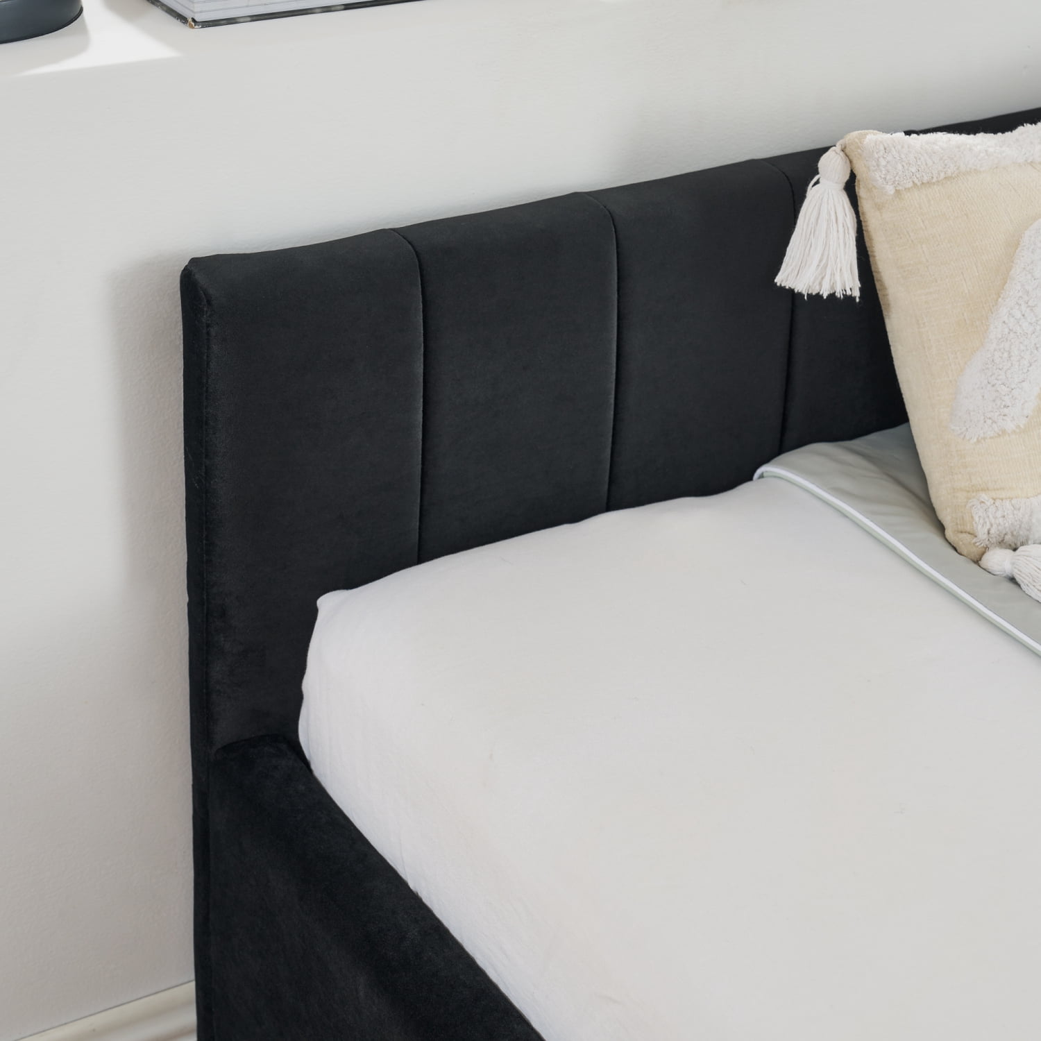 Leumius Full Size Corner Bed Frame with Storage Drawers,Modern Daybed with Velvet Upholstered Guardrail and L-Shaped Headboard for Living Room Guest Room,Black