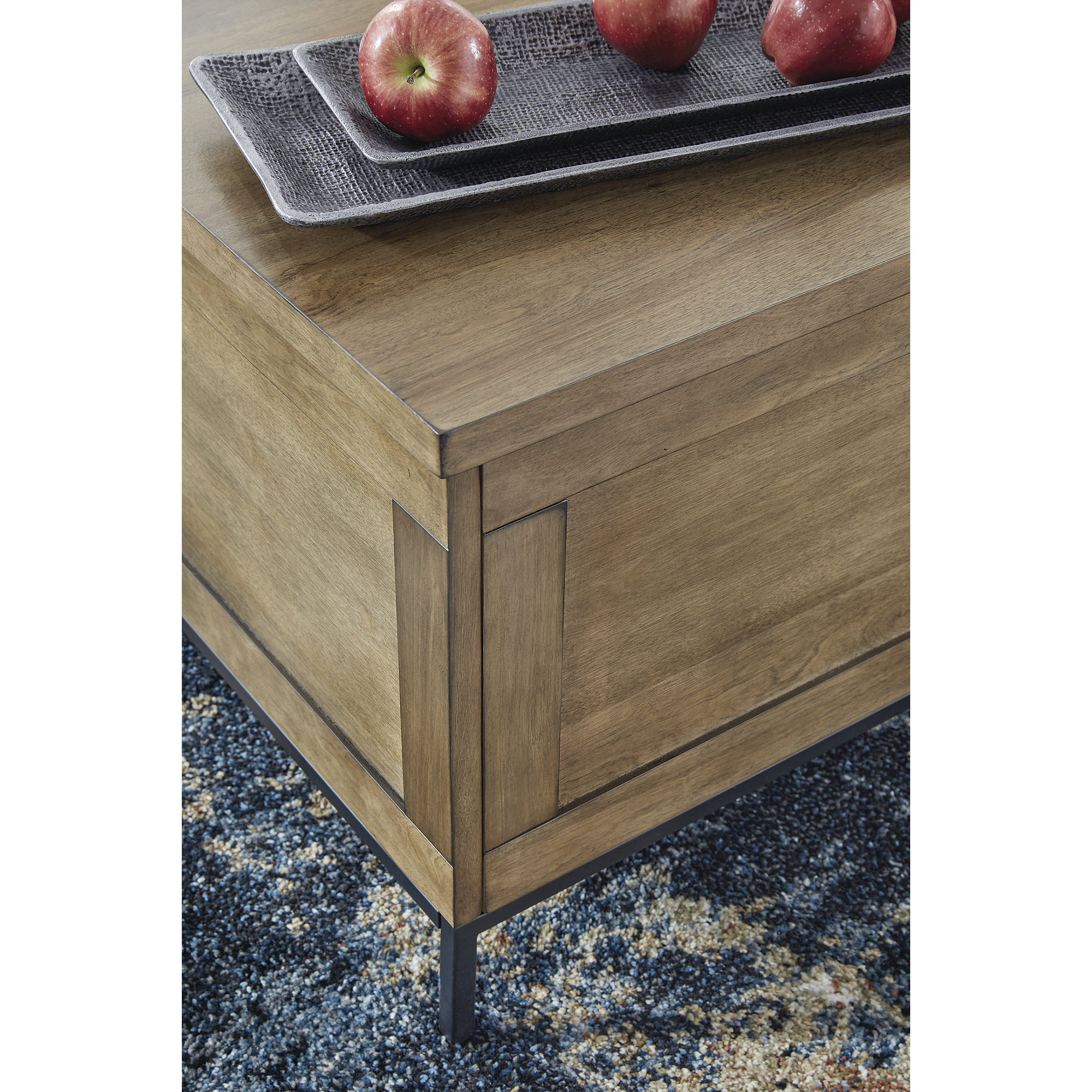 Signature Design by Ashley Torlanta Lift Top Coffee Table with Storage, Brown