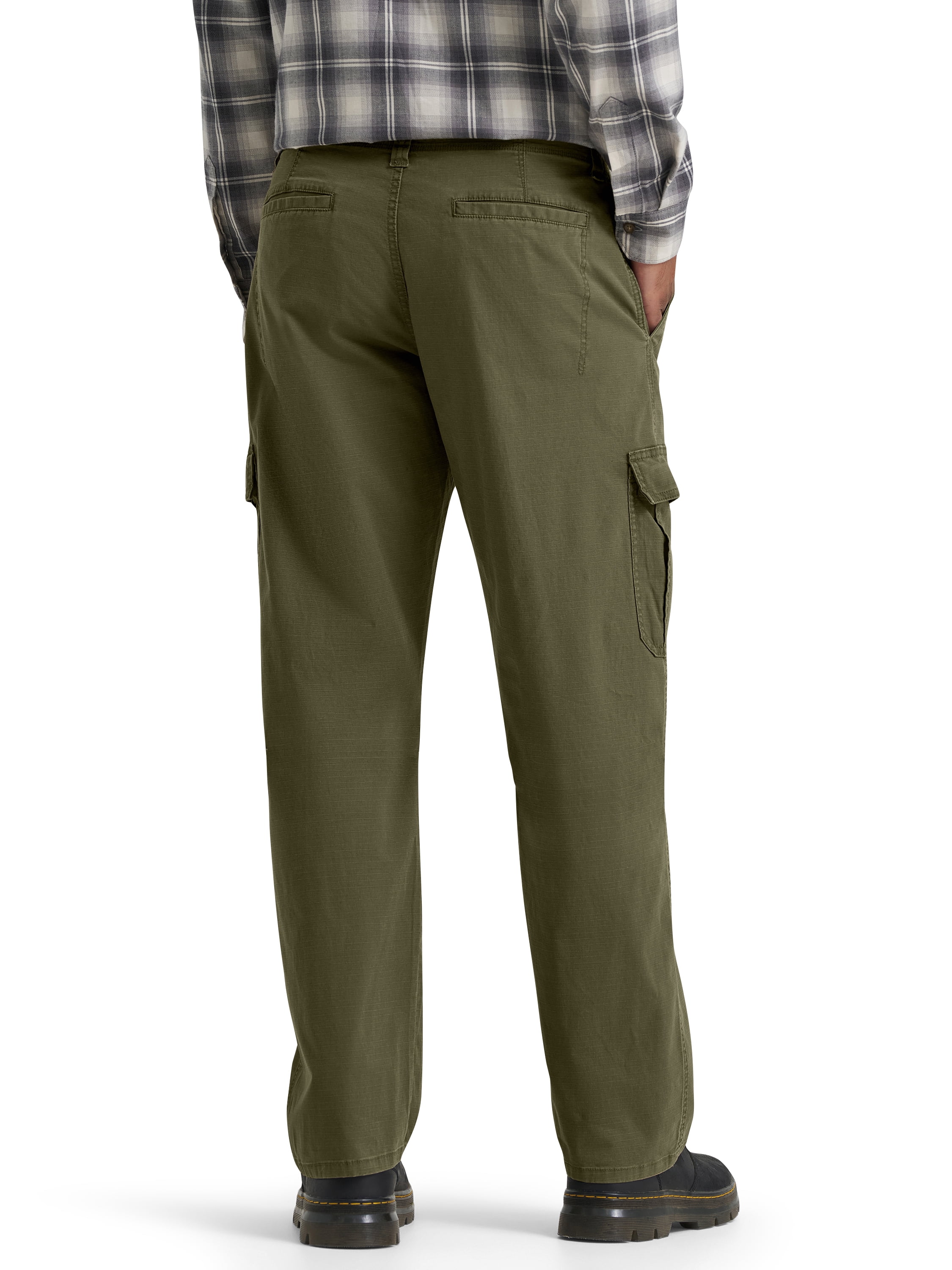 Wrangler Men's and Big Men's Relaxed Fit Cargo Pants With Stretch