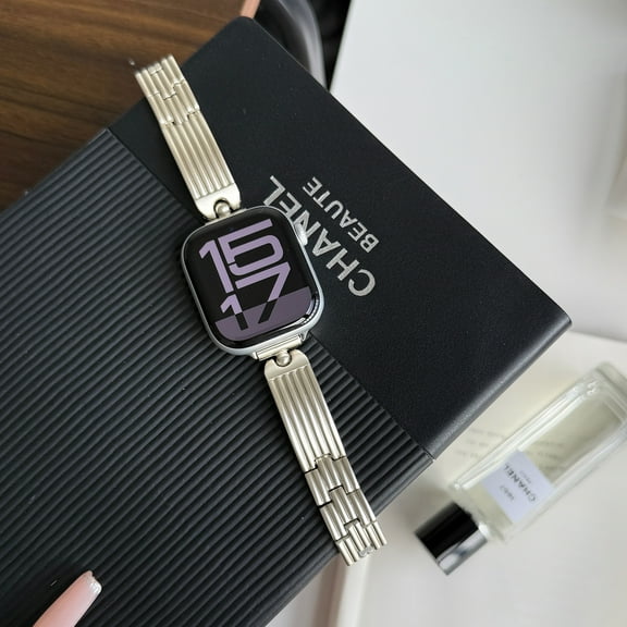 Metal Band Compatible for Apple Watch Band 49mm 46mm 45mm 44mm 42mm Men & Women, Classic Watch Bracelet Adjustable Strap for iWatch Series 10 9 8 7 6 5 4 SE 3 2 1, for iWatch Ultra 2/1, Starlight