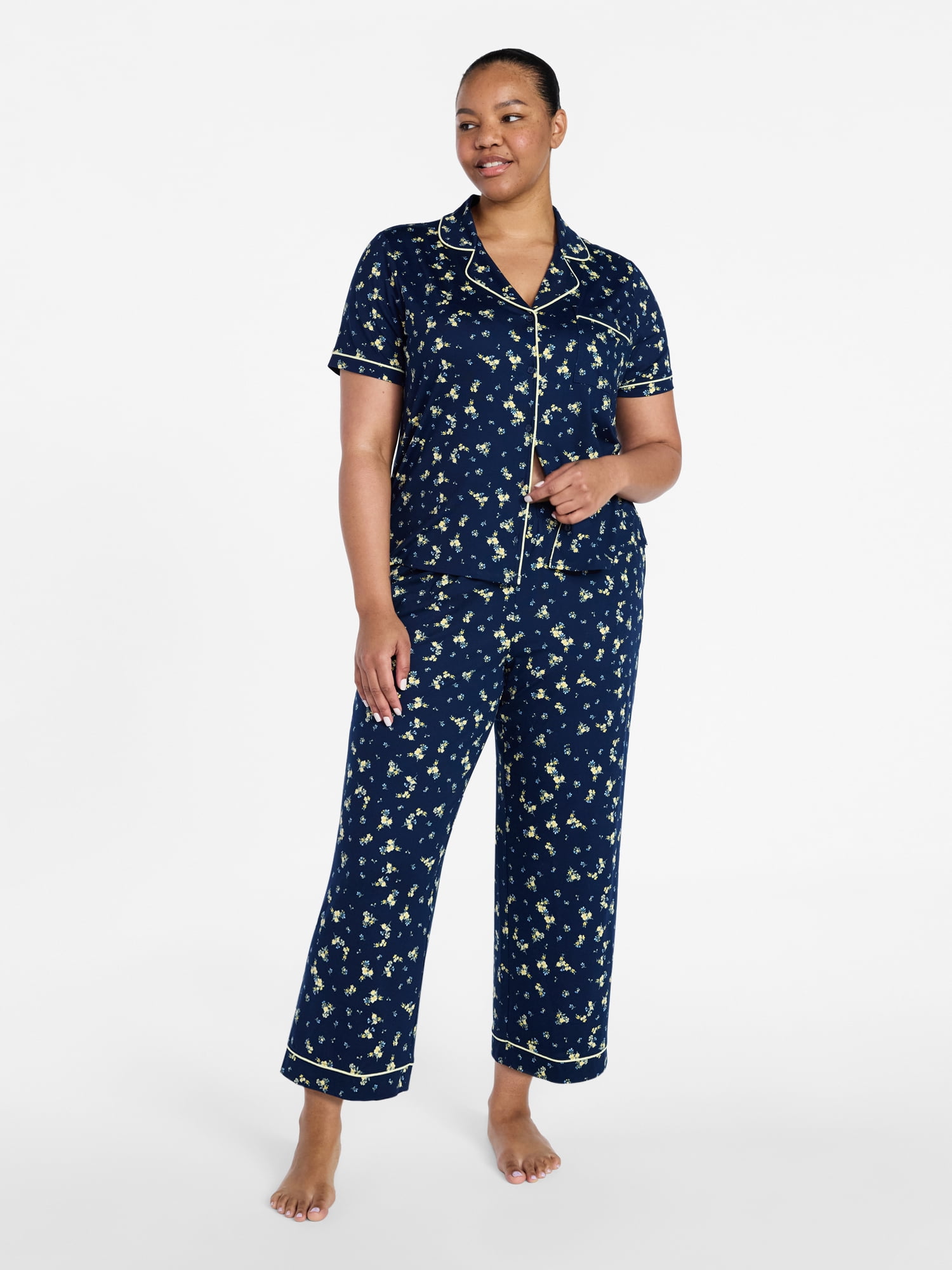 Joyspun Women's Dreamy Soft Collection Notch Collar Top and Capri Pants Pajama Set, 2-Piece, Sizes XS-3X