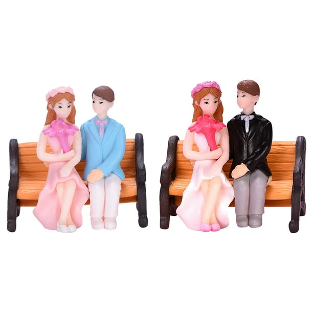 2 adornos de plástico para vestido de novia, para taburetes, figuras decorativas para el hogar y el coche (rosa y azul, blanco y negro).