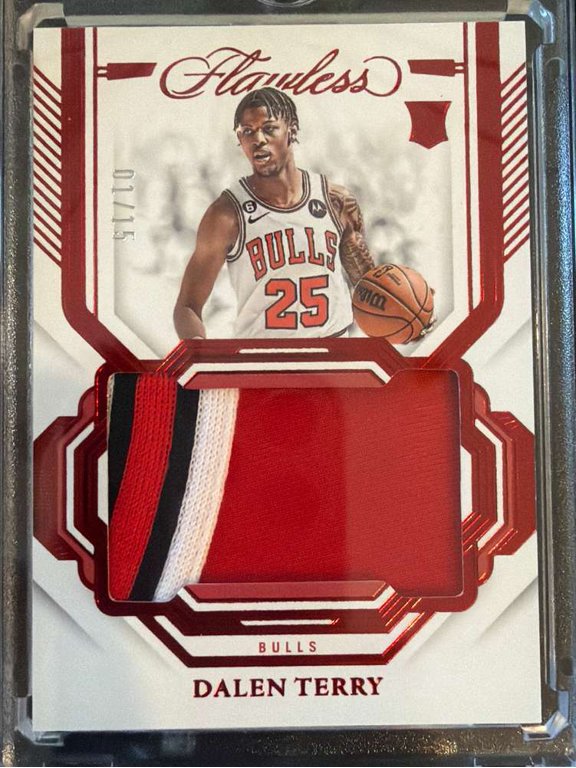 2023 Panini Flawless Dalen Terry PAT-TRY Patch 01/15 Chicago Bulls Basketball Card Chicago Bulls NBA Basketball Trading Card