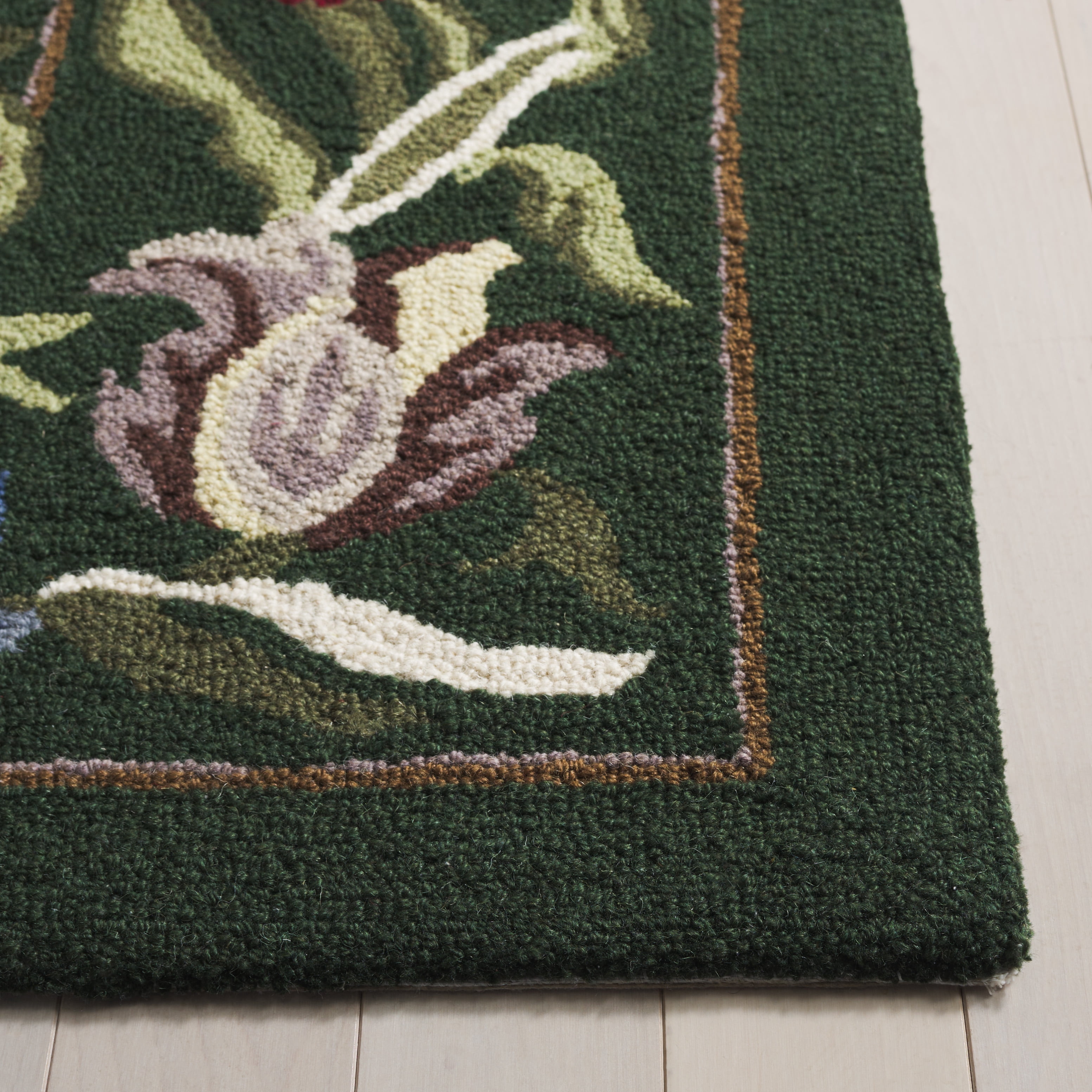 Safavieh Chelsea Mabelle Floral Wool Runner Rug, Green/Pink, 2'3" x 9'