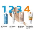 thumbnail image 3 of La Roche Posay mousse unificador matificante con color Effaclar BB Blur 30ml La Roche-Posay NA, 3 of 8