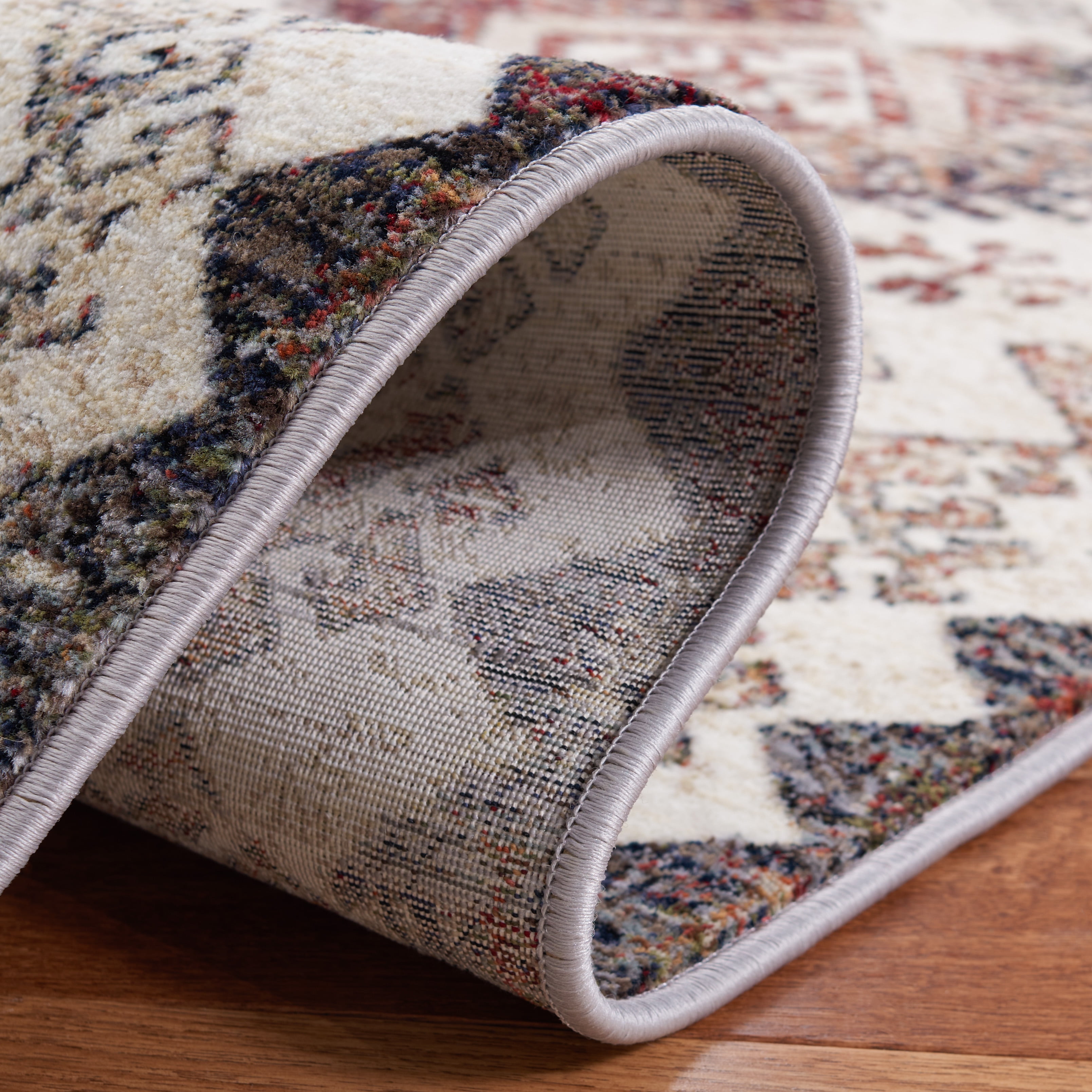 Safavieh Herat Syeda Oriental Area Rug, Cream/Gray, 4' x 6'