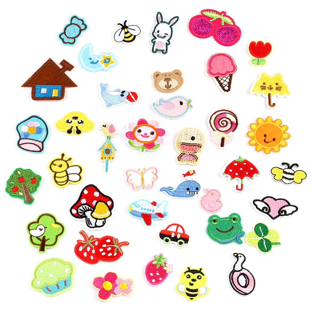 39PCS Iron on Patches for Clothing Christmas Appliques Embroidered Repair Craft Stickers Cute Decorative Patch DIY Accessories Gifts Assorted Color & Size 