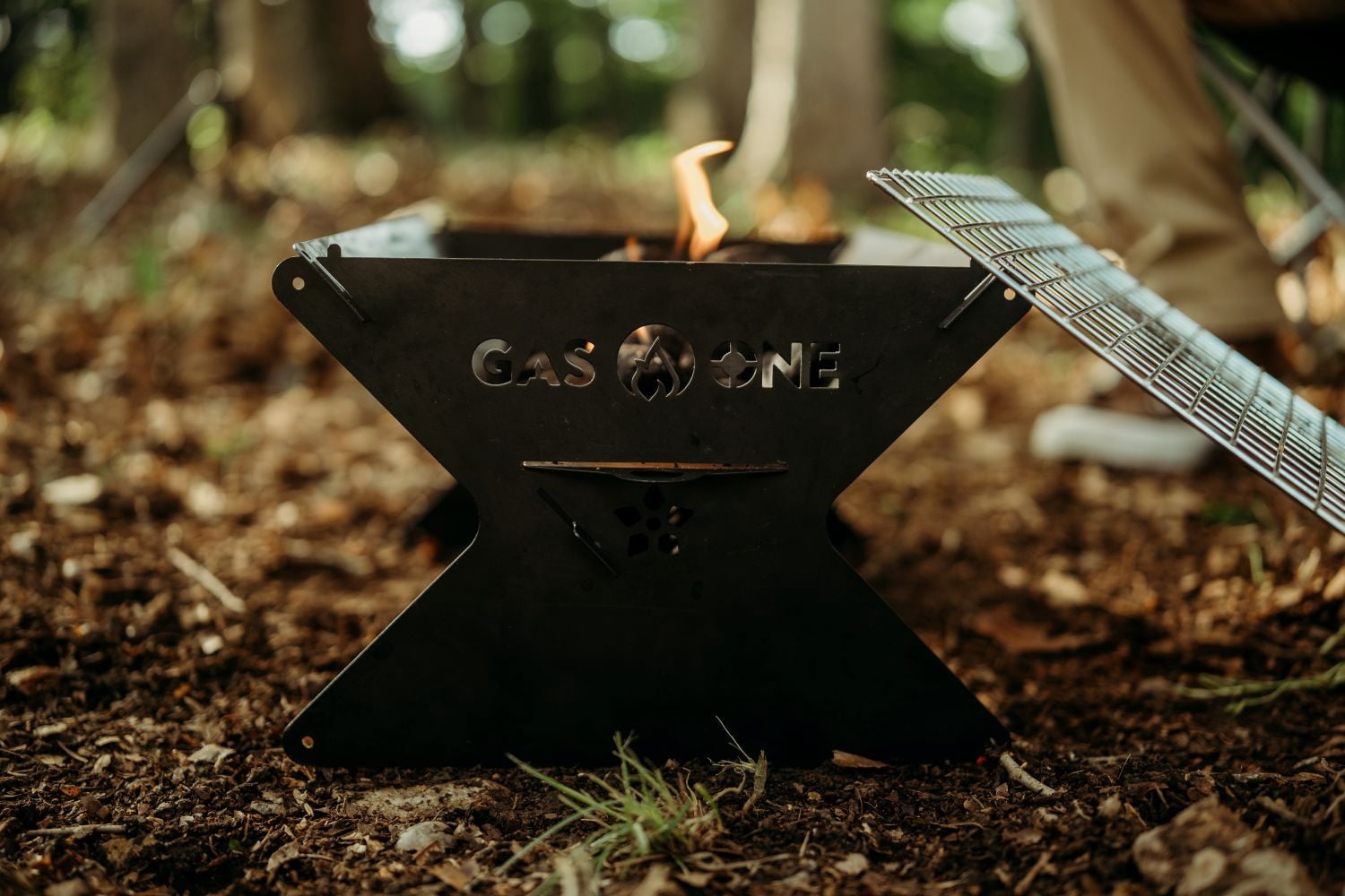 GasOne 15” Portable Charcoal Grill – Foldable BBQ Grill – Camping Grills for Backyard, Bonfire, Patio – Heavy-Duty Portable Fire Pit – Camp Cooking Gear