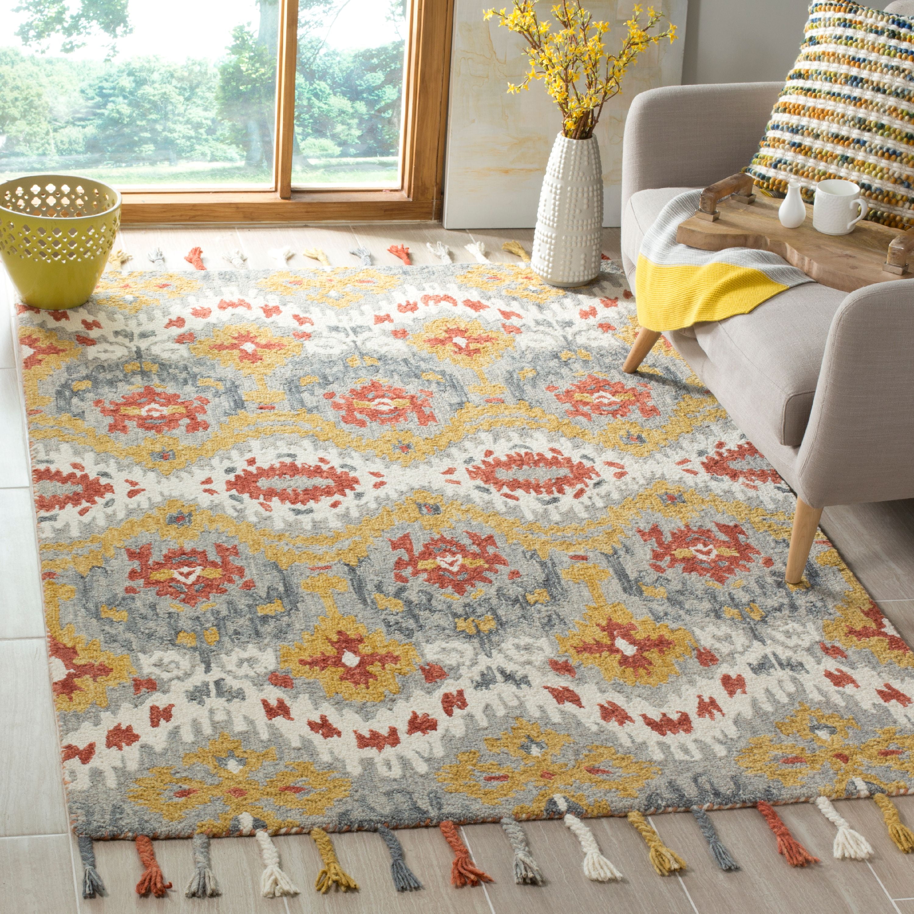 SAFAVIEH Suzani Jimmy Southwestern Wool Area Rug, Grey/Gold, 3' x 5
