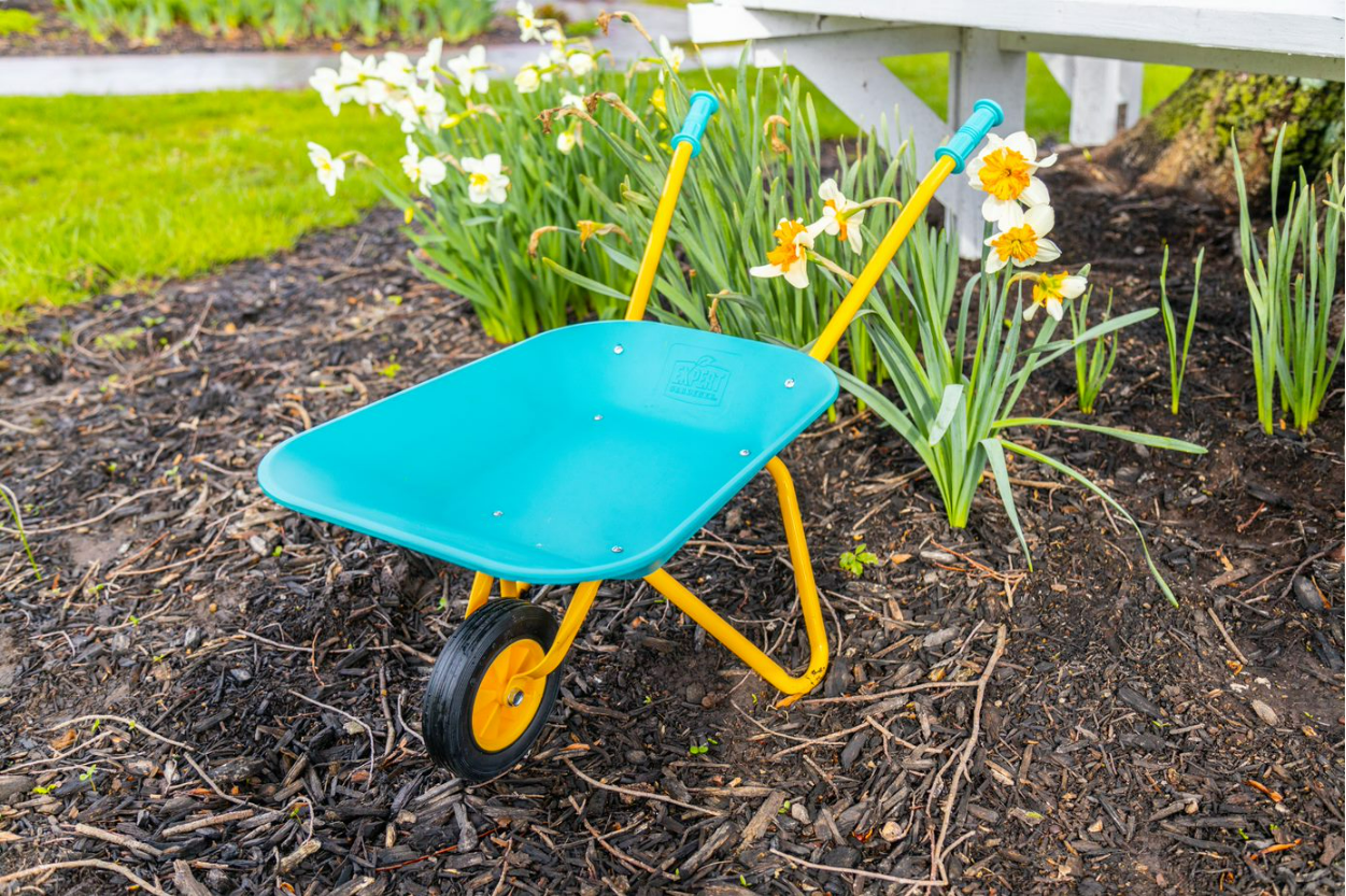Expert Gardener Kids Wheelbarrow - image 3 of 8