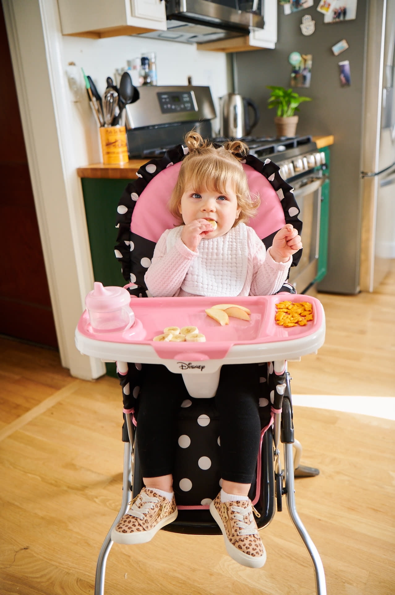 Disney Baby 3D Ultra Full Size High Chair, Peeking Minnie