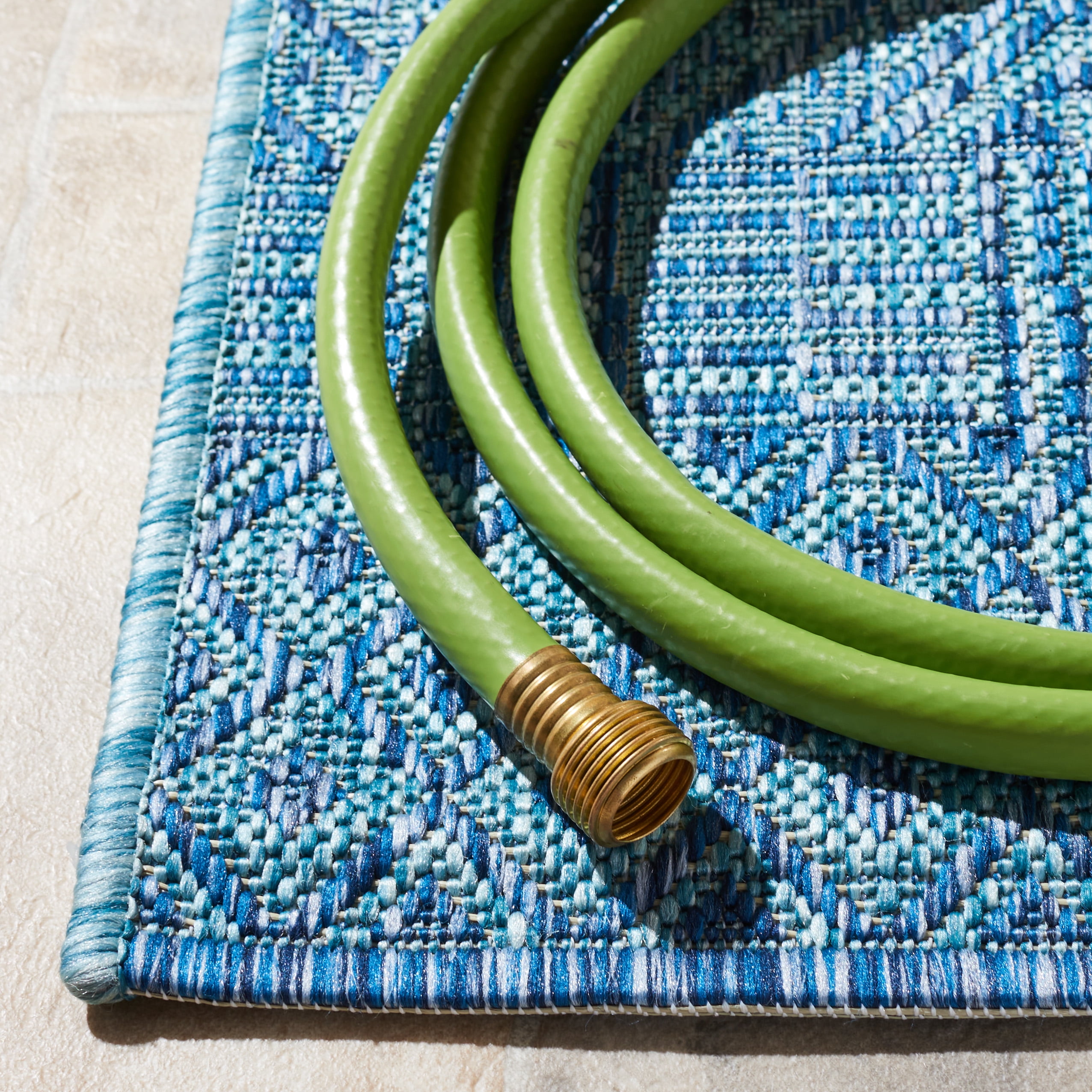 SAFAVIEH Courtyard Evander Geometric Indoor/Outdoor Area Rug, Aqua/Navy, 8' x 10'
