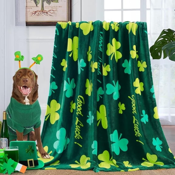 St Patricks Day Throw Blanket 50” X 60”, Clovers and Shamrocks Design Super Soft Flannel Fleece Blanket, Green Gnome Leaf Saints Blanket Decorations for Bed Couch Living Room Sofa (Shamrock)