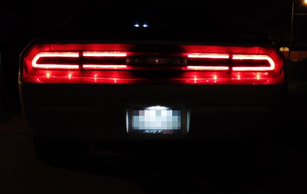 18-SMD White LED Rear License Plate Light For Dodge Charger Magnum Chrysler 300