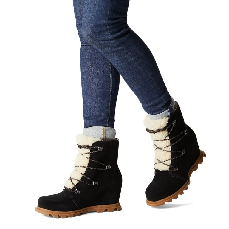 Sorel joan store of arctic laces