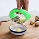 thumbnail image 5 of Sonducket Prensa de ajo de acero inoxidable para el hogar, picadora de ajo con mango Manual, herramientas de prensa, accesorio de cocina Kits de desorden para acampar Verde, 5 of 6