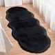 thumbnail image 5 of Fiudx Alfombra Extragrande de Felpa para Dormitorio, Suave Terciopelo, Absorbente de Agua, Base Antideslizante, Estilo Moderno para Salón, Dormitorio y Baño, Ideal Como Regalo, 50 X 140 Cm., 5 of 7