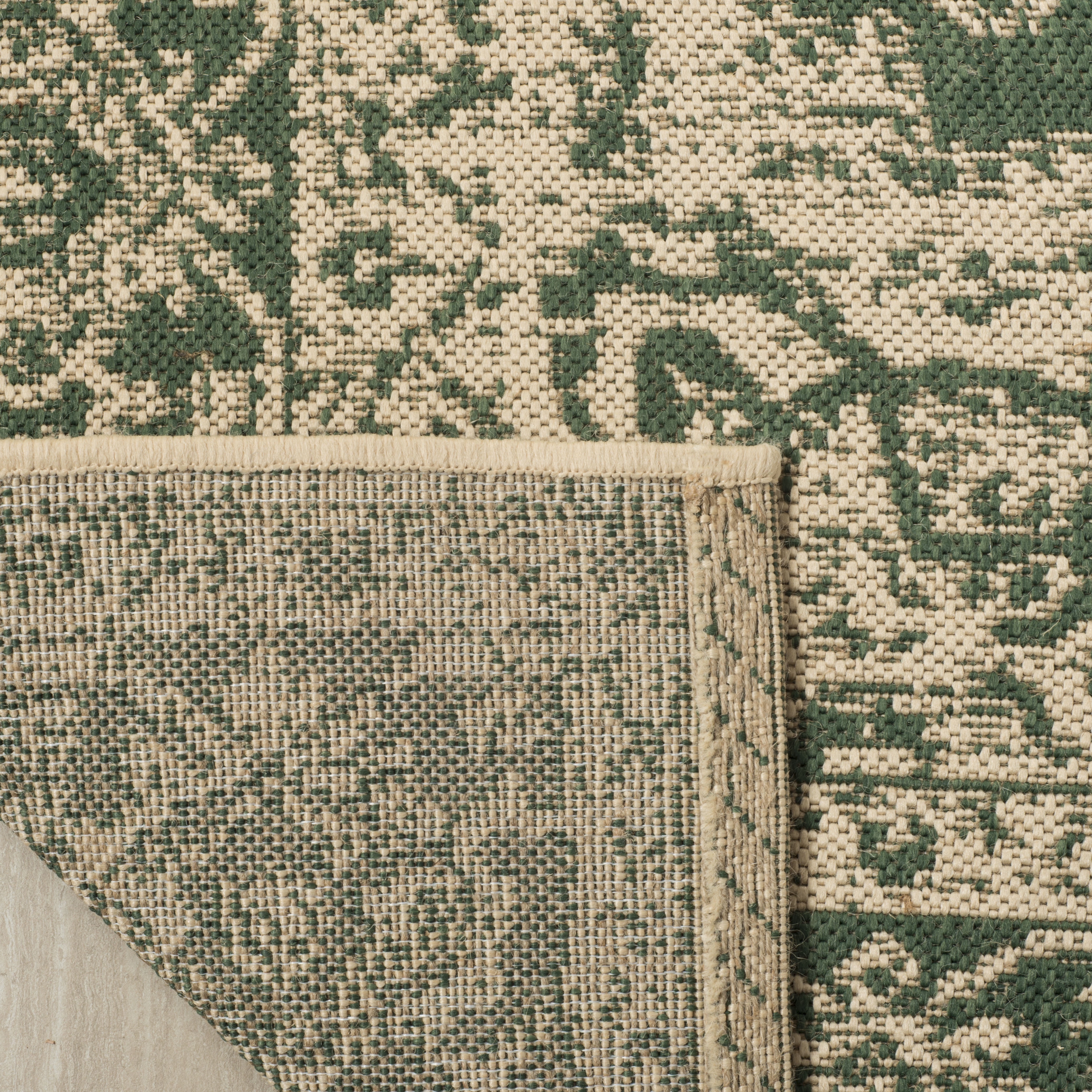 SAFAVIEH Linden Andreas Traditional Area Rug, Green/Cream, 8' x 10'