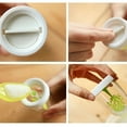 thumbnail image 4 of Boîte à Assaisonnement Pot à Épices de Cuisine Contenant à Assaisonnement Innovant Shaker à Assaisonnement Forme Mignonne Boîte à Assaisonnement 4 Pcs Contenant de Rangement pour Assaisonnement Design Innovant Mignon Shaker à Assaisonnement, 4 of 7
