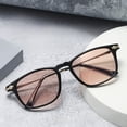 thumbnail image 1 of Gafas de sol inteligentes de doble propósito para cerca y lejos, gafas de presbicia, gafas de sol anti-ultravioleta para hombres y mujeres mayores, dos en uno, anti-luz azul, 1 of 3