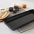 thumbnail image 4 of Paquete de 2 moldes para tartas antiadherentes de 14" x 5,75" con fondo extraíble, molde rectangular para hornear pasteles, 4 of 5