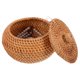 thumbnail image 4 of Cesta redonda de ratán con tapa: Caja de almacenamiento decorativa tejida a mano - Pequeña cesta de ratán organizadora para el hogar, el baño y la cocina., 4 of 7