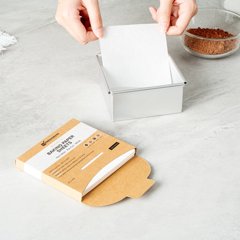Pastry Tek White Parchment Paper Baking Sheet - Precut, Silicone Coated - 4" x 4" - 1000 count box
