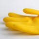thumbnail image 3 of Guantes Reutilizables para el Hogar JM Talla XL Amarillo, 3 of 5
