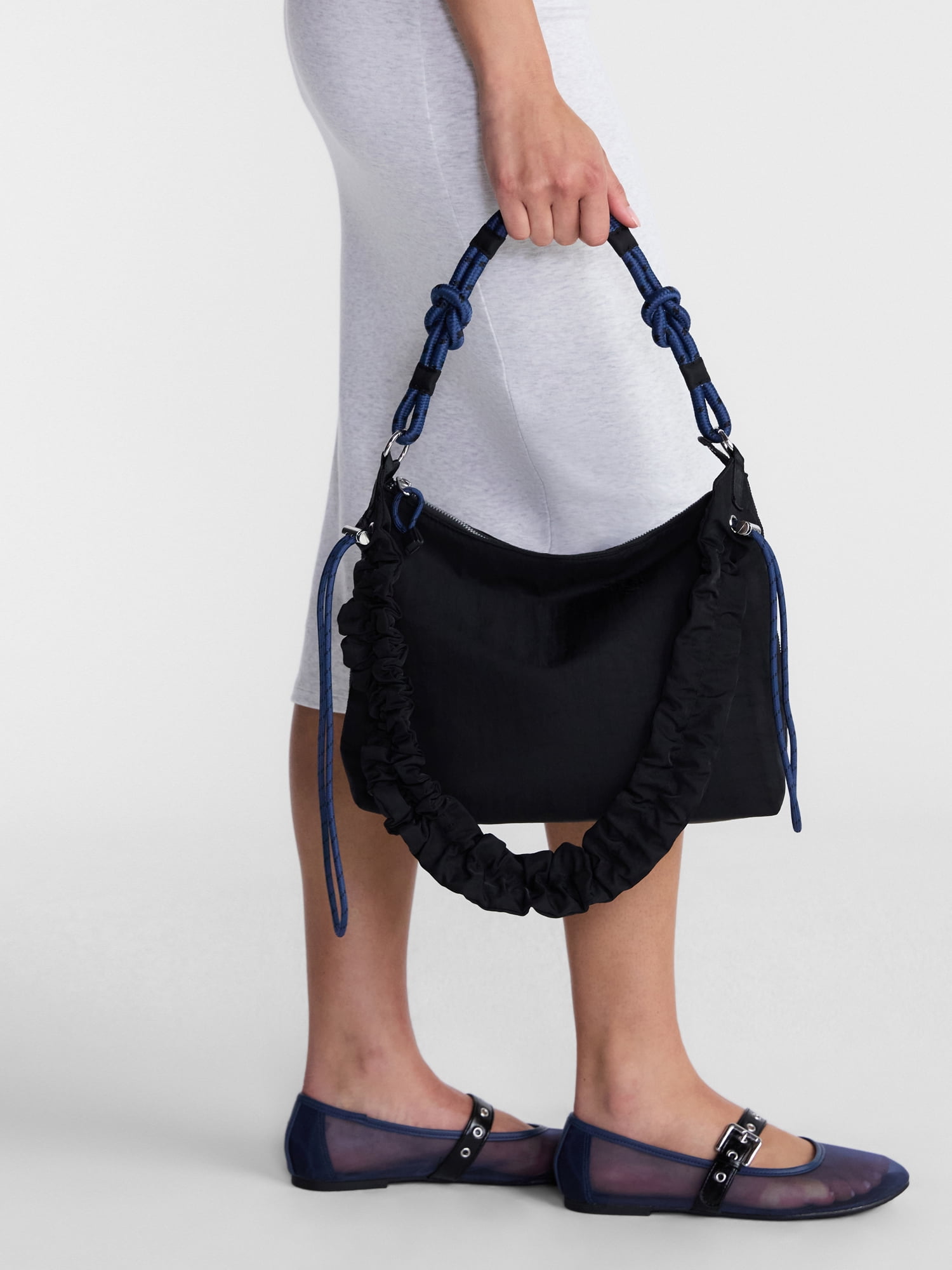 No Boundaries Women’s Medium Nylon Tote with Crossbody Scrunch Strap, Black