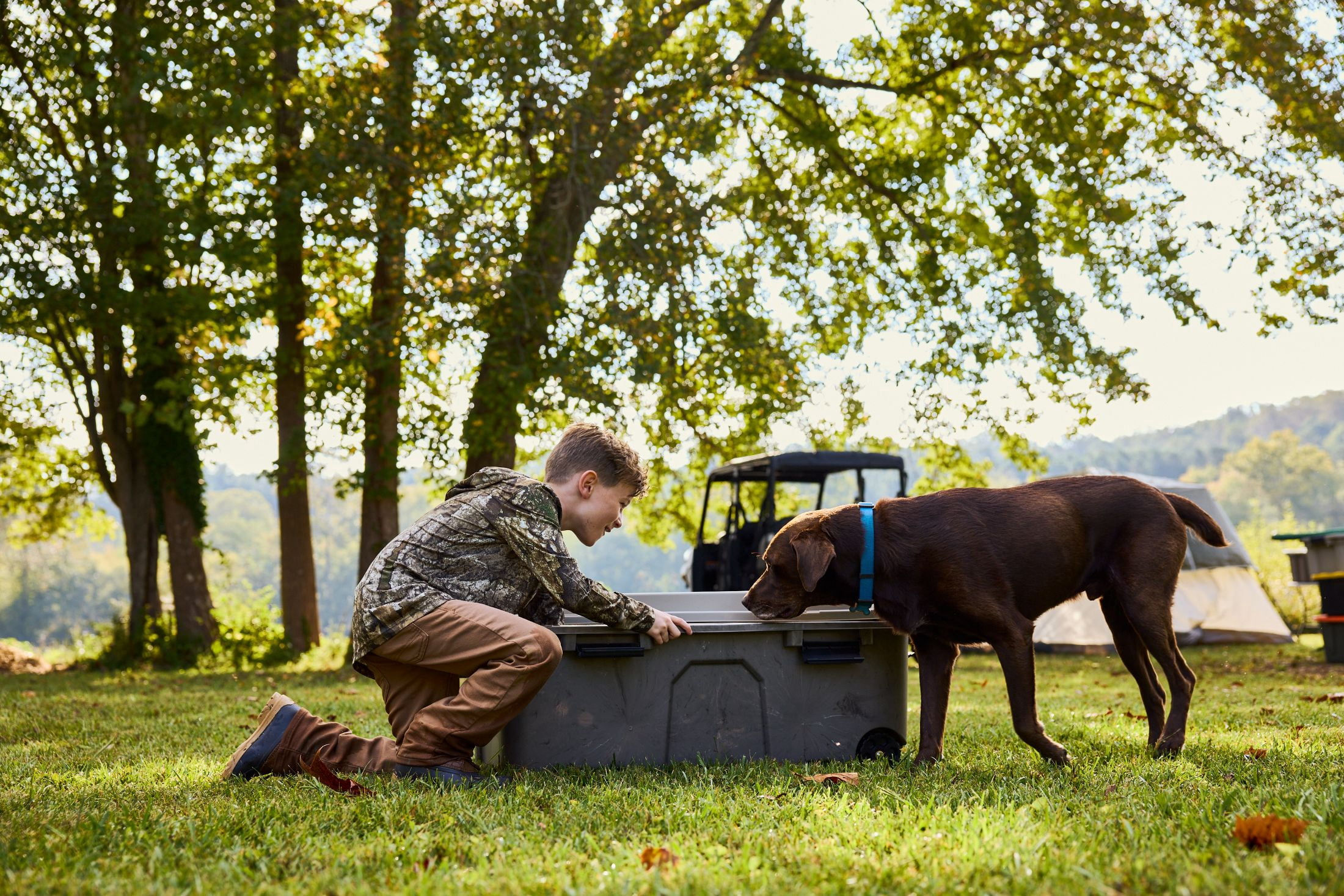 Realtree® WEATHERMAX™ 31 Gallon Marbled and Tan Wheeled Storage Tote with Latching Lid, Heavy Duty Plastic Storage Bin