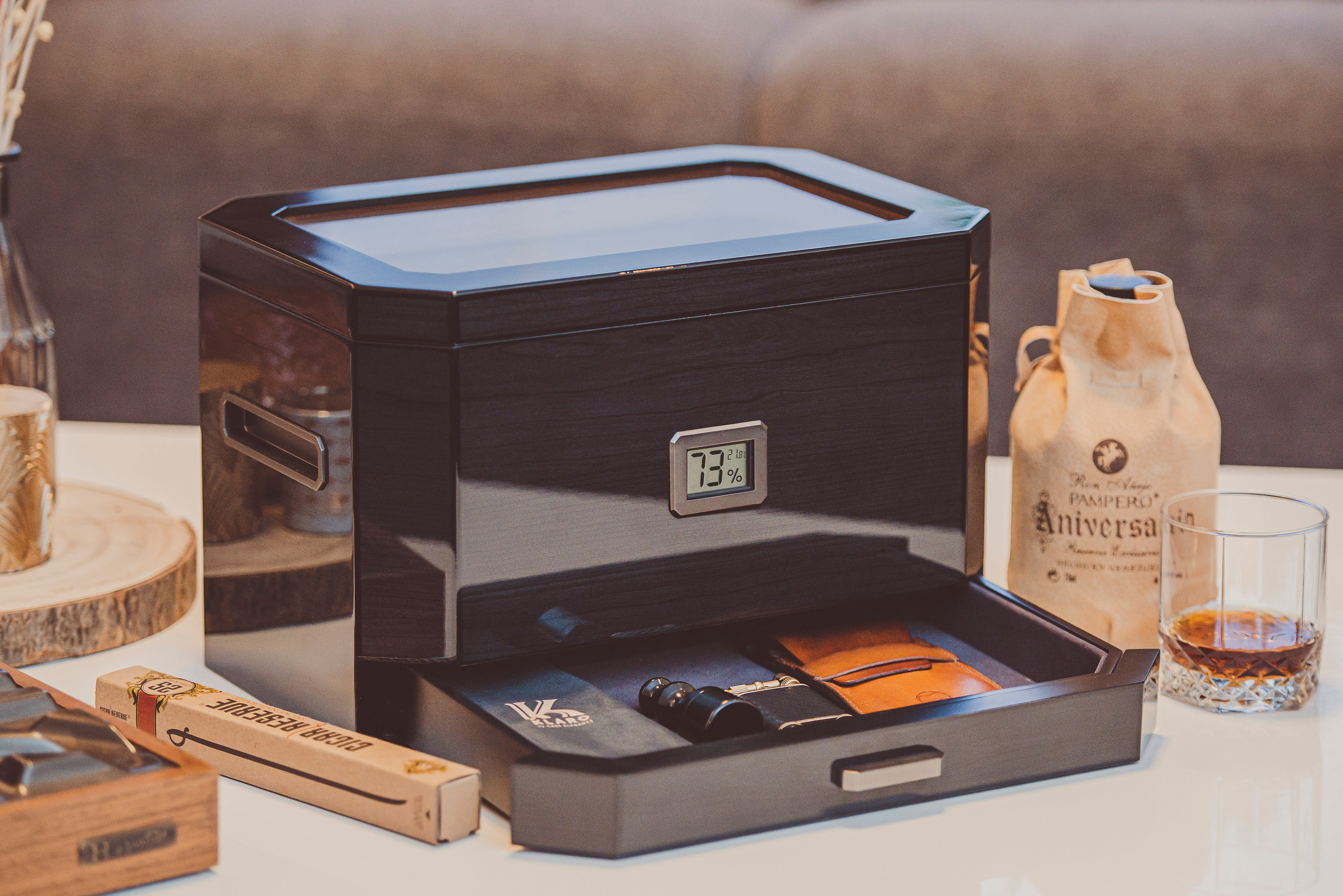 Octodor Large Black Piano Finish Glass Top Cedar Humidor Holds (50-100 Cigars) by Case Elegance