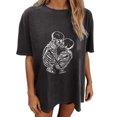 thumbnail image 2 of Puntoco Blusa de manga corta con estampado de calavera divertida vintage para mujer Puntoco Puntoco-3400, 2 of 9