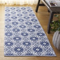 Safavieh Montauk Gulden Geometric Runner Rug, Navy/Ivory, 2'3" x 7'