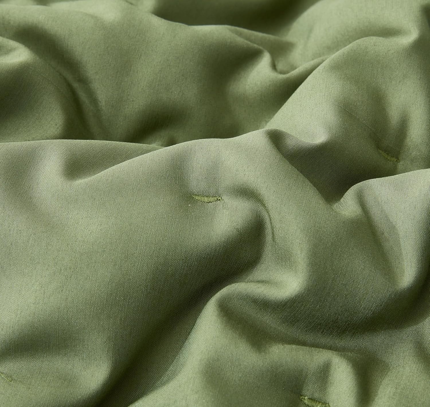 Chezmoi Collection Glen 3-Piece Crescent Stitched Quilt Set, King Size, Olive Green, Rayon Derived from Bamboo & Polyester Blended, Soft Breathable Cooling Bedspread for Hot Sleepers
