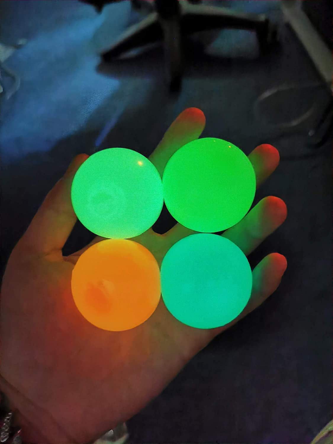 Anxiety OCD Non-Toxic Squishy Glow Stress Relief Toys for Kids and Adults Tear-Resistant 4 Pcs Luminescent Glow Stress Relief Balls Sticky Ball Fun Toy for ADHD