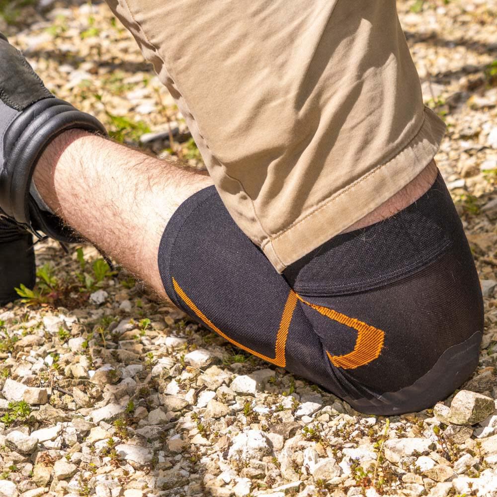 Klein Tools Knee Pad Compression Sleeve, S/m