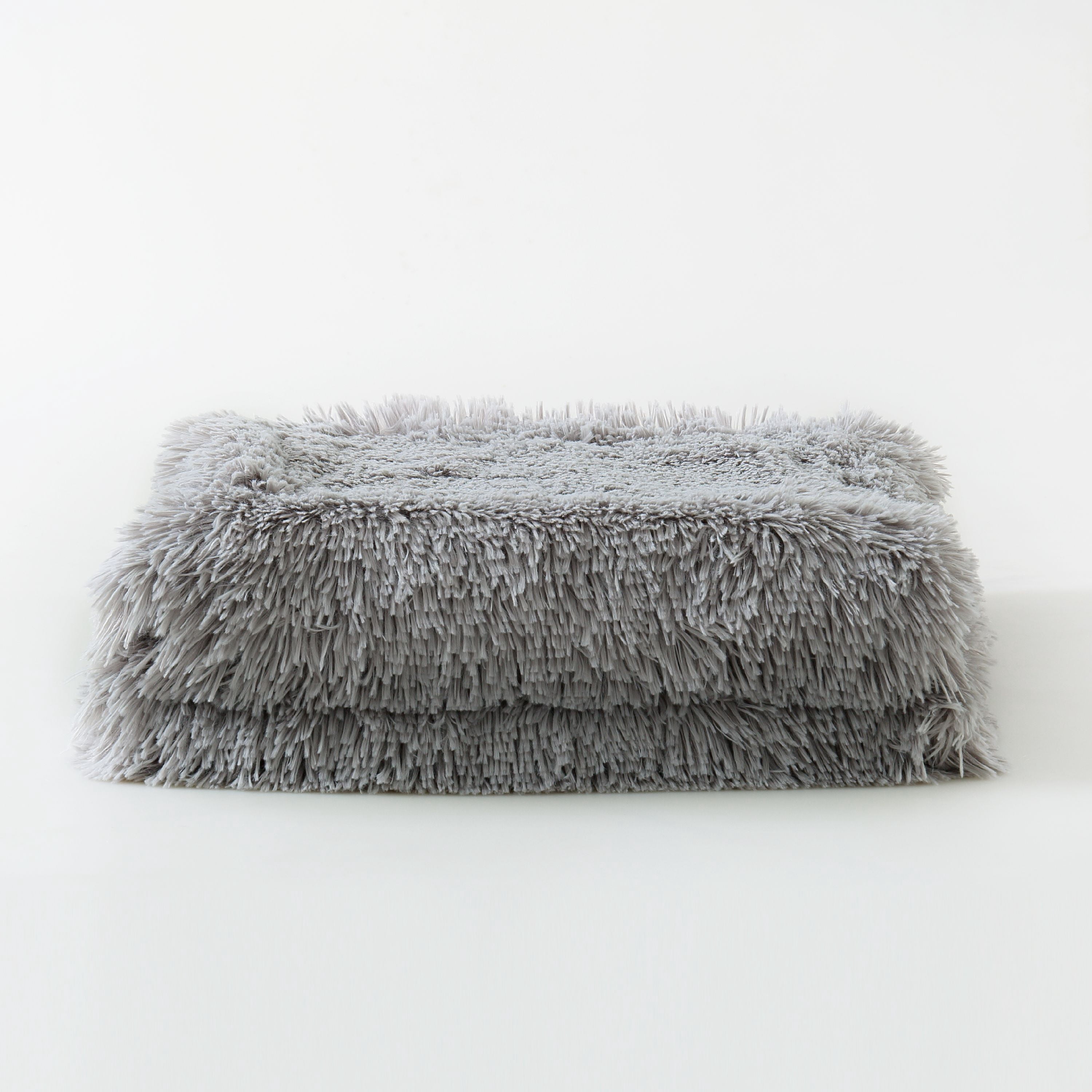 Reafort Luxury Long Hair Shaggy PV Fur Faux Fur Oversized Throw Blanket (Grey, 60"X70" Throw)