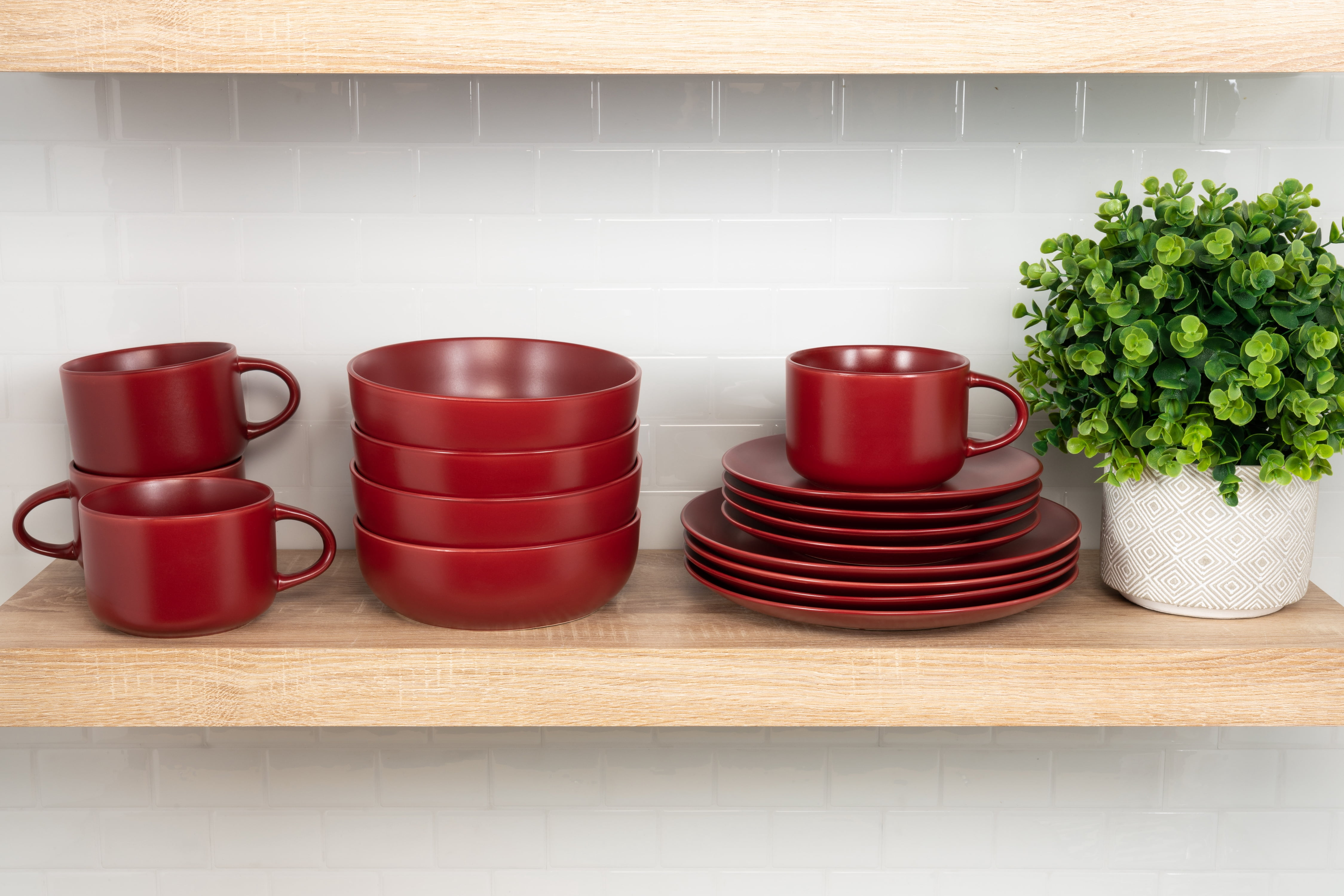 10 Strawberry Street Wazee Matte 16 Pieces Coupe Dinnerware Set, Red