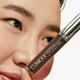 thumbnail image 3 of Gel para cejas Clinique Just Browsing Waterproof Dark Espresso, 3 of 6