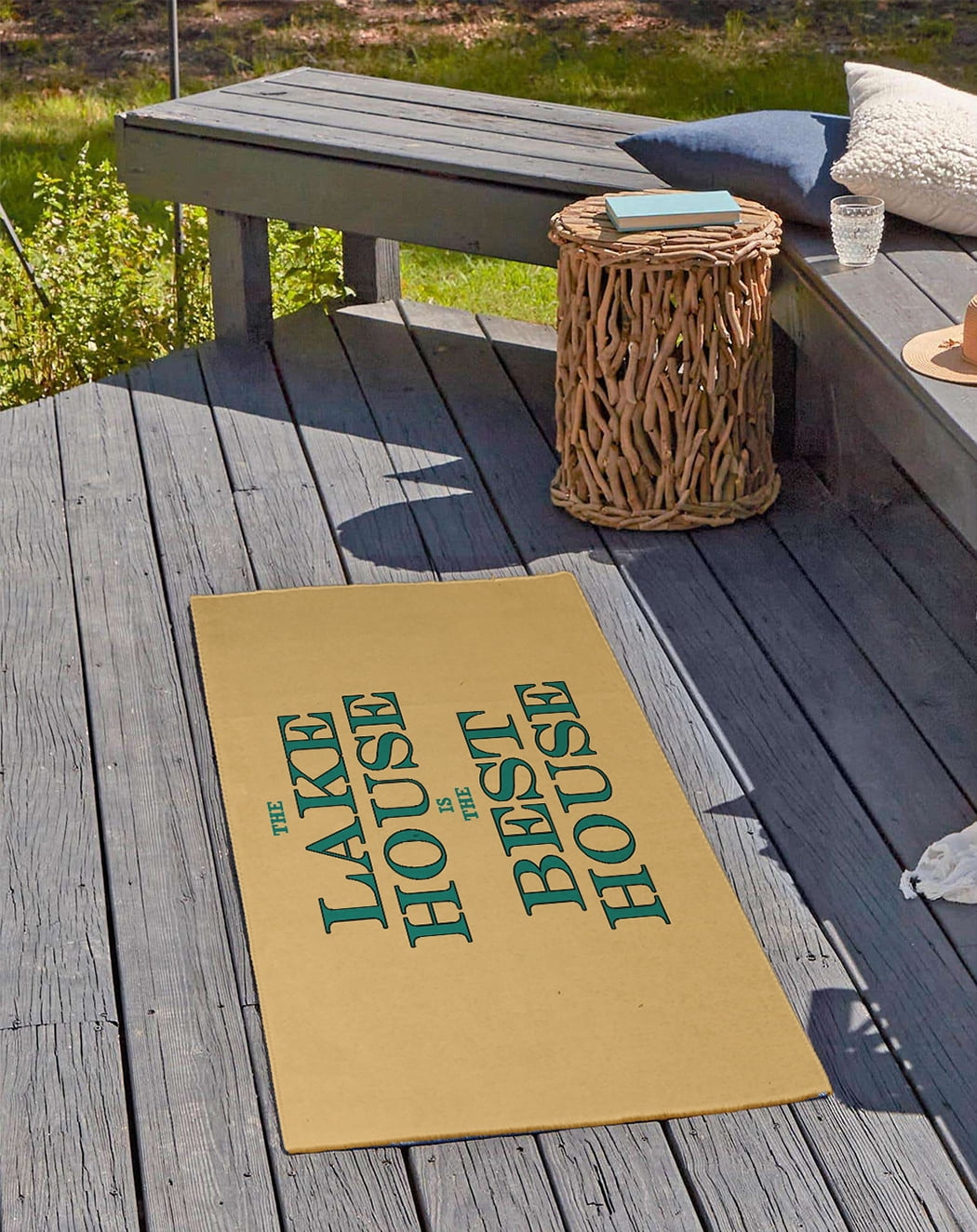 24" 36" Simply Daisy Lake House Best House Beach Style Chenille Area Rug, Kelly Green